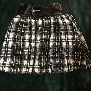 LPlum Brand Skirt‎ SZ 14 Juniors